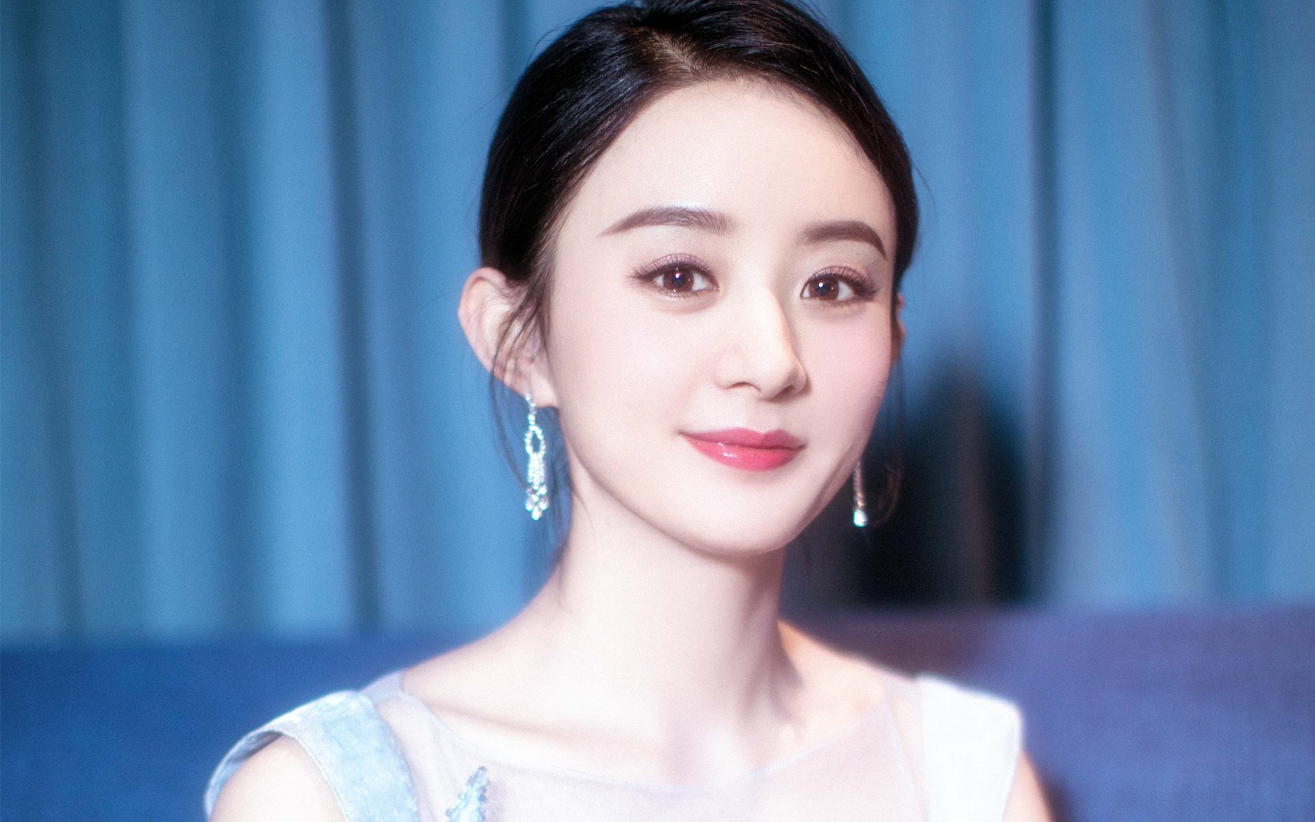 Kaiyun APP-利物浦高频跑动构建立体式进攻网，利物浦walk along